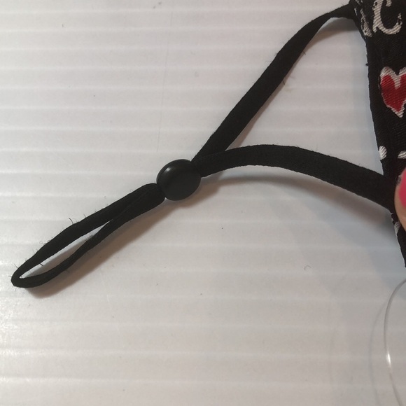 FREE w CHICO'S Purchase Peace Love Chic Pleated Adjustable Fabric Face Mask NWT - Picture 3 of 5